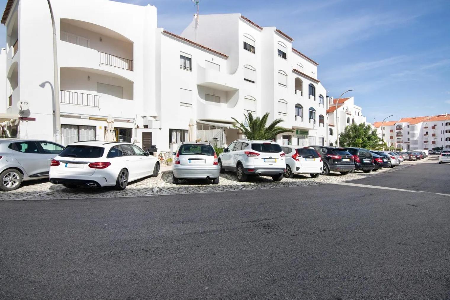 Blue Wave Escape Apartment Albufeira Buitenkant foto